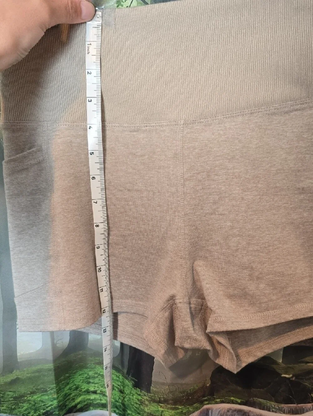 Zobha High-Rise Seamless Athletic Shorts in Neutral Beige Mix